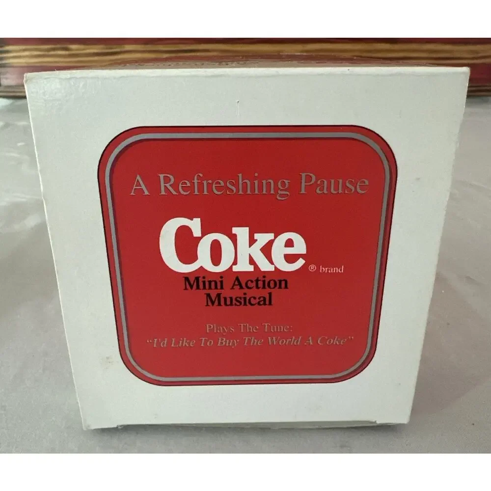 Enesco 1995 Coca Cola Coke Refreshing Pause Christmas Mini Action Musical Figure
